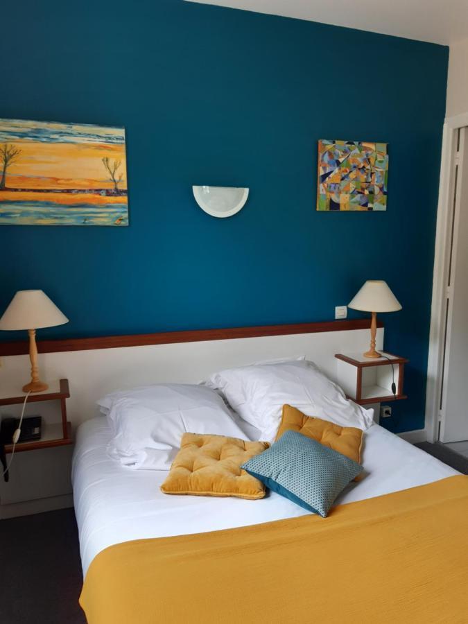 Logis Hotel Le Relais Du Serre Dieulefit Eksteriør billede