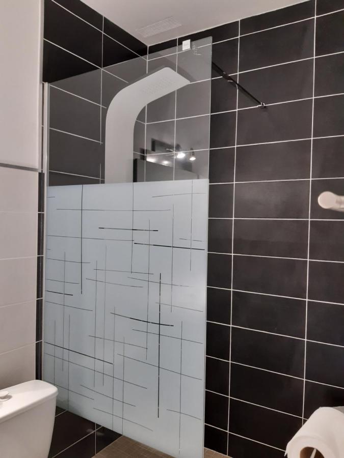 Logis Hotel Le Relais Du Serre Dieulefit Eksteriør billede