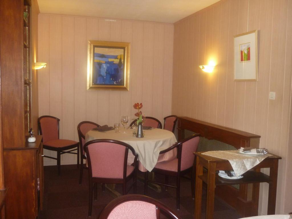 Logis Hotel Le Relais Du Serre Dieulefit Eksteriør billede
